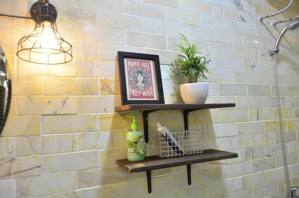 M&K Signature Homestay Ho-Chi-Minh-Stadt Exterior foto